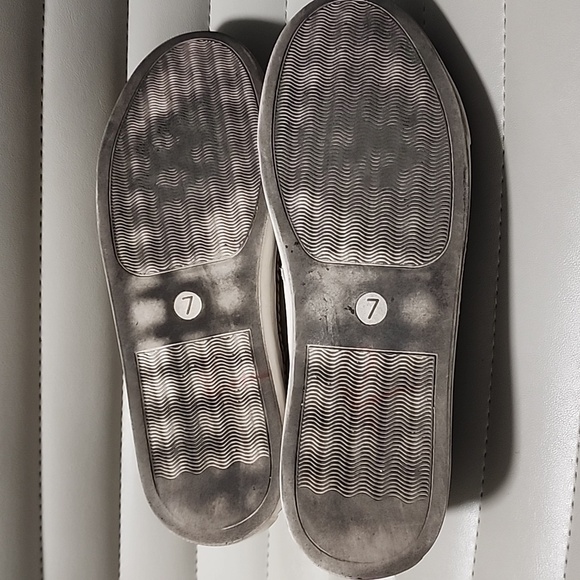 CROWN VINTAGE Kalinda Sneakers Size 7 Studs Chunky Bone Ivory Leather - Picture 8 of 13